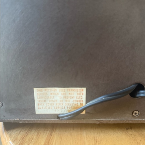 Windsor Vintage Style original Radio - Brown and Gold - Picture 6 of 8